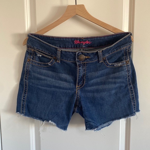 Wrangler Jean shorts mid rise - Picture 1 of 4